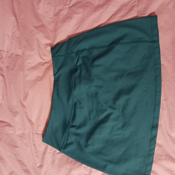 Athletic /swim skirt - Picture 3 of 10